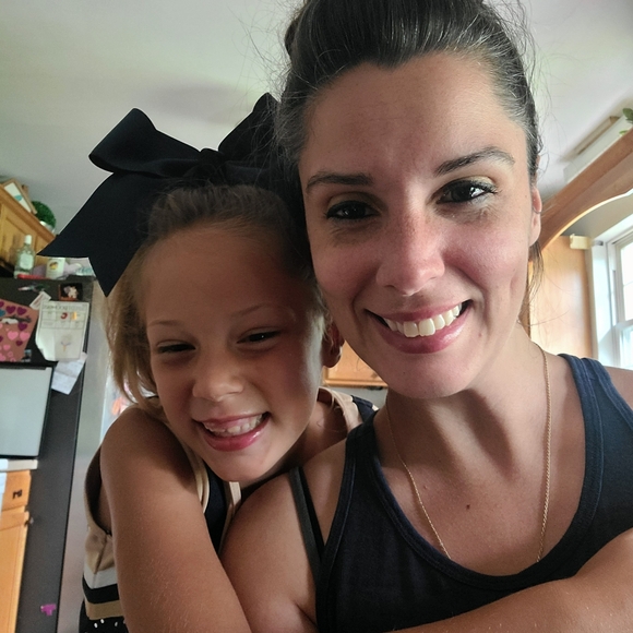 Meet your Posher, Brandy - Picture 4 of 4